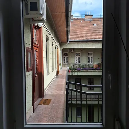Vibe Apartment, Downtown, Free Parking Budapest