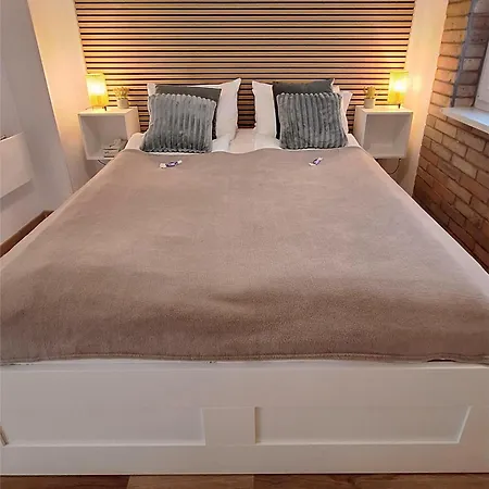 Vibe Apartment, Downtown, Free Parking * Budapesta