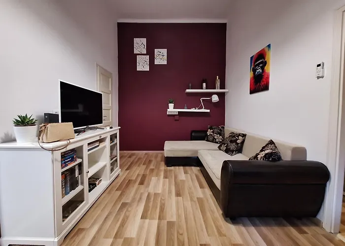Vibe Apartment, Downtown, Free Parking *